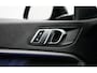 BMW 1-Serie 118i M Sport Dealeronderh. / Illuminated Boston / LED / Draadloos laden / Stoelverwarming / Panoramadak / PDC