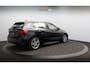 BMW 1-Serie 118i M Sport Dealeronderh. / Illuminated Boston / LED / Draadloos laden / Stoelverwarming / Panoramadak / PDC