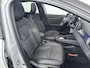 Renault Captur 1.8 E-Tech Full hybrid Esprit Alpine 160PK | Trekhaak | Schuif-/Kanteldak | Harman Kardon Audio | Stuurverwarming | All Season Banden | 19'' Inch Velgen | Apple CarPlay & Android Auto