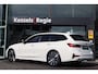 BMW 3-Serie Touring 320i Executive | El.Haak | Ambient | Stoelverwarming | CarPlay | Sensoren | 18” | Sfeer