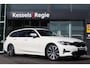 BMW 3-Serie Touring 320i Executive | El.Haak | Ambient | Stoelverwarming | CarPlay | Sensoren | 18” | Sfeer