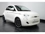 Fiat 500 La Prima By Bocceli 42 kWh Navigatie | Parkeersensoren Achter | Lederen Bekleding | Climate | Cruise | LED | 17" Lichtmetaal | Airco (automatisch) | Apple Carplay/Android Auto|telefoonintegratie premium | Centrale deurvergrendeling