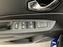 Renault Captur 1.3 TCe Intens / 150 pk / Automaat / All season banden / Trekhaak.