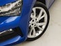 Skoda Scala 1.0 TSI Sport (KUIPSTOELEN, VIRTUAL COCKPIT, APPLE CARPLAY, GROOT NAVI, SPORTSTOELEN, GETINT GLAS, PARKEERSENSOREN, CLIMATE, CRUISE, NIEUWSTAAT)