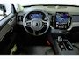 Volvo XC90 T8 Plug-in hybrid AWD Ultra Dark | Luchtvering | Semi-Electrische Wegklapbare Trekhaak | Bowers & Wilkins Premium Audio | Gelamineerde zijruiten | 360° Parkeercamera | Parkeersensoren voor + achter | Stoelverwarming