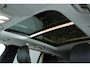 Volvo XC90 T8 Plug-in hybrid AWD Ultra Dark | Luchtvering | Semi-Electrische Wegklapbare Trekhaak | Bowers & Wilkins Premium Audio | Gelamineerde zijruiten | 360° Parkeercamera | Parkeersensoren voor + achter | Stoelverwarming