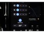 Volvo XC90 T8 Plug-in hybrid AWD Ultra Dark | Luchtvering | Semi-Electrische Wegklapbare Trekhaak | Bowers & Wilkins Premium Audio | Gelamineerde zijruiten | 360° Parkeercamera | Parkeersensoren voor + achter | Stoelverwarming