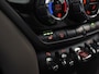 MINI Countryman 1.5 Cooper Automaat (PANORAMADAK, NAVIGATIE, BRUIN LEDER, STOELVERWARMING, SPORTSTOELEN, GETINT GLAS, PARKEERSENSOREN, CRUISE, NIEUWSTAAT)