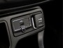 Jeep Renegade 1.0T Longitude Sport (APPLE CARPLAY, CLIMATE, GETINT GLAS, KEYLESS, PARKEERSENSOREN, SPORTSTOELEN, CRUISE, TREKHAAK, NIEUWE APK, NIEUWSTAAT)