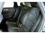 Volvo XC60 T6 Plug-in hybrid AWD Ultra Dark | Luchtvering | Semi-Electrische Wegklapbare Trekhaak | Panoramadak | Head up display | 360 graden camera | Verwarmbare voorstoelen stuurwiel en achterbank | Premium audio by Harman Kardon |