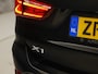 BMW X1 sDrive20i High Executive 192Pk Automaat (GROOT NAVI, HEAD-UP DISPLAY, LEDER, STOELVERWARMING, SPORTSTOELEN, GETINT GLAS, TREKHAAK, VIRTUAL COCKPIT, CRUISE, NIEUWSTAAT)