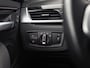 BMW X1 sDrive20i High Executive 192Pk Automaat (GROOT NAVI, HEAD-UP DISPLAY, LEDER, STOELVERWARMING, SPORTSTOELEN, GETINT GLAS, TREKHAAK, VIRTUAL COCKPIT, CRUISE, NIEUWSTAAT)