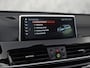 BMW X1 sDrive20i High Executive 192Pk Automaat (GROOT NAVI, HEAD-UP DISPLAY, LEDER, STOELVERWARMING, SPORTSTOELEN, GETINT GLAS, TREKHAAK, VIRTUAL COCKPIT, CRUISE, NIEUWSTAAT)