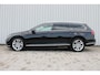 Volkswagen Passat Variant 1.5 TSI Elegance Business | Incl. 12 maanden garantie | Stoelverwarming | Adaptieve cruise control | Trekhaak | Parkeercamera | Apple carplay/Android auto |