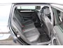 Volkswagen Passat Variant 1.5 TSI Elegance Business | Incl. 12 maanden garantie | Stoelverwarming | Adaptieve cruise control | Trekhaak | Parkeercamera | Apple carplay/Android auto |