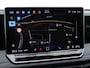 Volkswagen Tiguan 1.5 eTSI R-Line Edition | Schuif/kantel dak | Achteruitrijcamera | Stoel en stuurwiel verwarming | Dodehoekdetectie | Apple carplay / Android auto |