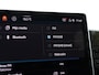 Volkswagen Tiguan 1.5 eTSI R-Line Edition | Schuif/kantel dak | Achteruitrijcamera | Stoel en stuurwiel verwarming | Dodehoekdetectie | Apple carplay / Android auto |