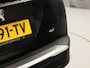 Peugeot 2008 1.2 PureTech GT Pack (VIRTUAL COCKPIT, APPLE CARPLAY, BLACK PACK, GROOT NAVI, 360 CAMERA, SPORTSTOELEN, STOELVERWARMING, TREKHAAK, GETINT GLAS, ADAPTIVE CRUISE, NIEUWSTAAT)