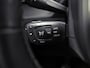 Peugeot 2008 1.2 PureTech GT Pack (VIRTUAL COCKPIT, APPLE CARPLAY, BLACK PACK, GROOT NAVI, 360 CAMERA, SPORTSTOELEN, STOELVERWARMING, TREKHAAK, GETINT GLAS, ADAPTIVE CRUISE, NIEUWSTAAT)