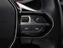 Peugeot 2008 1.2 PureTech GT Pack (VIRTUAL COCKPIT, APPLE CARPLAY, BLACK PACK, GROOT NAVI, 360 CAMERA, SPORTSTOELEN, STOELVERWARMING, TREKHAAK, GETINT GLAS, ADAPTIVE CRUISE, NIEUWSTAAT)
