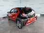 Toyota Aygo X 1.0 VVT-i S-CVT Premium Bi-Tone Leder/Apple Carplay/Android Auto/Draadloze telefoonoplader/Camera//LED/Adaptieve Cruise
