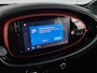 Toyota Aygo X 1.0 VVT-i S-CVT Premium Bi-Tone Leder/Apple Carplay/Android Auto/Draadloze telefoonoplader/Camera//LED/Adaptieve Cruise