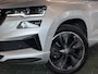 Skoda Karoq 1.5 TSI Sportline Business DSG Pano Virtual ACC Trekhaak Stoelverw 18''