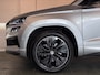 Skoda Karoq 1.5 TSI Sportline Business DSG Pano Virtual ACC Trekhaak Stoelverw 18''