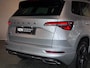Skoda Karoq 1.5 TSI Sportline Business DSG Pano Virtual ACC Trekhaak Stoelverw 18''