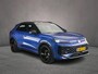 Volkswagen T-Roc R-Line 1st Edition 1.5 eTSI 150pk DSG Automaat Adaptive cruise control, Black Style, Achteruitrijcamera, LED matrix koplampen, Stuurwiel verwarmd, Parkeersensoren