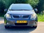 Toyota Avensis Wagon 1.8 VVTi Dynamic Automaat Clima Cruise Control Trekhaak NAP 16INCH Perfect Onderhouden
