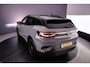 Volkswagen ID.4 Pro Limited Edition Plus 79 kWh 286pk Automaat Panoramadak, Adaptive cruise control, Achteruitrijcamera, Elektrische achterklep, Black Style, Navigatie