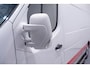 Renault Master 2.3 dCi 130 pk L3H2 Euro 6 Airco, Cruise Control Laadruimte Pakket, Trekhaak, Zonneklep, 3-Zits