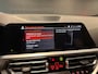 BMW 3-Serie 320i High Executive Edition|LEDER|PDC|CRUISE|STOELV|CAMERA|CARPLAY|NAVI|SFEER|18INCH|