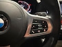 BMW 3-Serie 320i High Executive Edition|LEDER|PDC|CRUISE|STOELV|CAMERA|CARPLAY|NAVI|SFEER|18INCH|