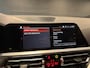 BMW 3-Serie 320i High Executive Edition|LEDER|PDC|CRUISE|STOELV|CAMERA|CARPLAY|NAVI|SFEER|18INCH|