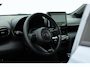 Toyota Yaris Cross 1.5 Hybrid 130 First Edition | Rijklaar! | Facelift! | Celestite Grey | Camera | Stoel- Stuurverw. | Adapt. Cruise | Keyless |