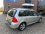 Peugeot 307 SW 2.0-16V Pack automaat / bj.2007 / navigatie / climate / panoramadak / trekhaak / APK tot 04/2027 / NAP 276392 km.
