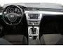 Volkswagen Passat Variant 1.6 TDI Business Edition | PANO-DAK | NAVIGATIE | 17'LMV | TREKHAAK | PDC-V/A | LED | SFEER | CLIMA |