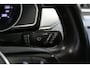 Volkswagen Passat Variant 1.6 TDI Business Edition | PANO-DAK | NAVIGATIE | 17'LMV | TREKHAAK | PDC-V/A | LED | SFEER | CLIMA |