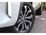 Toyota Yaris Cross 1.5 Hybrid 115 Dynamic Plus | Rijklaar | Parelmoer | Apple/Android | Stoel-/Stuurverw. | Adap.cruise | Navi | LED | Keyless