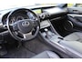 Lexus RC 300h Luxury Line | Rijklaar | NL-auto | Schuifdak | Leder | Memory | Stoel-stuurverw./koeling | Blind Spot | Mark Levinson | Dealer onderhouden