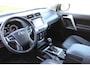 Toyota Land Cruiser 2.8 D-4D-F Executive Window Van | Rijklaar | Trekhaak | Parelmoerlak | Opendak | Stoelverwarming | Memory | Leder | Dodehoek