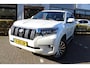 Toyota Land Cruiser 2.8 D-4D-F Executive Window Van | Rijklaar | Trekhaak | Parelmoerlak | Opendak | Stoelverwarming | Memory | Leder | Dodehoek
