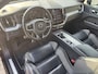 Volvo XC60 2.0 Recharge T6 AWD R-Design | Plug-in Hybrid (PHEV) | Panoramadak | Achteruitrijcamera | Parkeersensoren | Keyless Entry | Elektrische Achterklep | Stoelverwarming voor en achter | Cruise Control Adaptief | BLIS | Navigatie | Apple Carplay | Android Auto