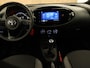 Toyota Aygo X 1.0 VVT-i MT Play - ORIGINEEL NEDERLANDSE AUTO - AFKOMSTIG VAN 1E EIGENAAR - AIRCO - ADAPTIEVE CRUISE CONTROL - CAMERA - APPLE CARPLAY/ ANDROID AUTO - 17 INCH WIELEN - LICHTSENSOR - ELEKTRISCHE RAMEN VOOR - ELEKTRISCH BEDIENBARE BUITENSPIEGELS