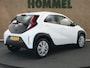 Toyota Aygo X 1.0 VVT-i MT Play - ORIGINEEL NEDERLANDSE AUTO - AFKOMSTIG VAN 1E EIGENAAR - AIRCO - ADAPTIEVE CRUISE CONTROL - CAMERA - APPLE CARPLAY/ ANDROID AUTO - 17 INCH WIELEN - LICHTSENSOR - ELEKTRISCHE RAMEN VOOR - ELEKTRISCH BEDIENBARE BUITENSPIEGELS