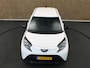 Toyota Aygo X 1.0 VVT-i MT Play - ORIGINEEL NEDERLANDSE AUTO - AFKOMSTIG VAN 1E EIGENAAR - AIRCO - ADAPTIEVE CRUISE CONTROL - CAMERA - APPLE CARPLAY/ ANDROID AUTO - 17 INCH WIELEN - LICHTSENSOR - ELEKTRISCHE RAMEN VOOR - ELEKTRISCH BEDIENBARE BUITENSPIEGELS