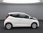 Toyota Aygo 1.0 VVT-i x-play Camera | Apple Carplay | Airco | Elektrische ramen |
