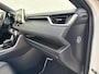 Toyota RAV4 2.5 Hybrid AWD Bi-Tone Trekhaak Leder Panorama JBL Verwarmde voorruit en stuur